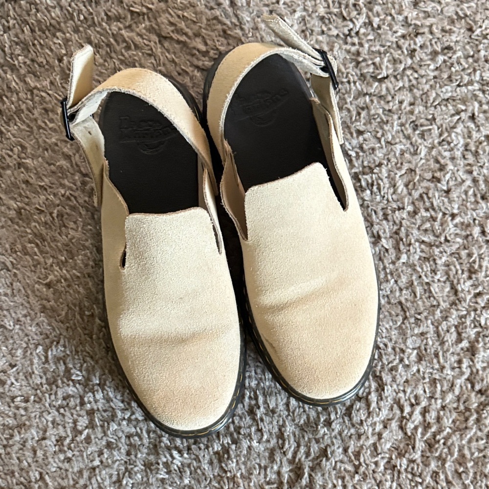 Dr. Marten’s sling back mules Beige Suede